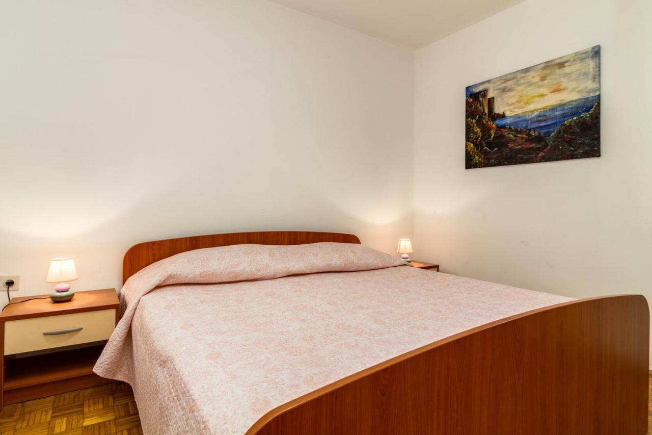 Apartments Perka Near Beach Pula Zewnętrze zdjęcie