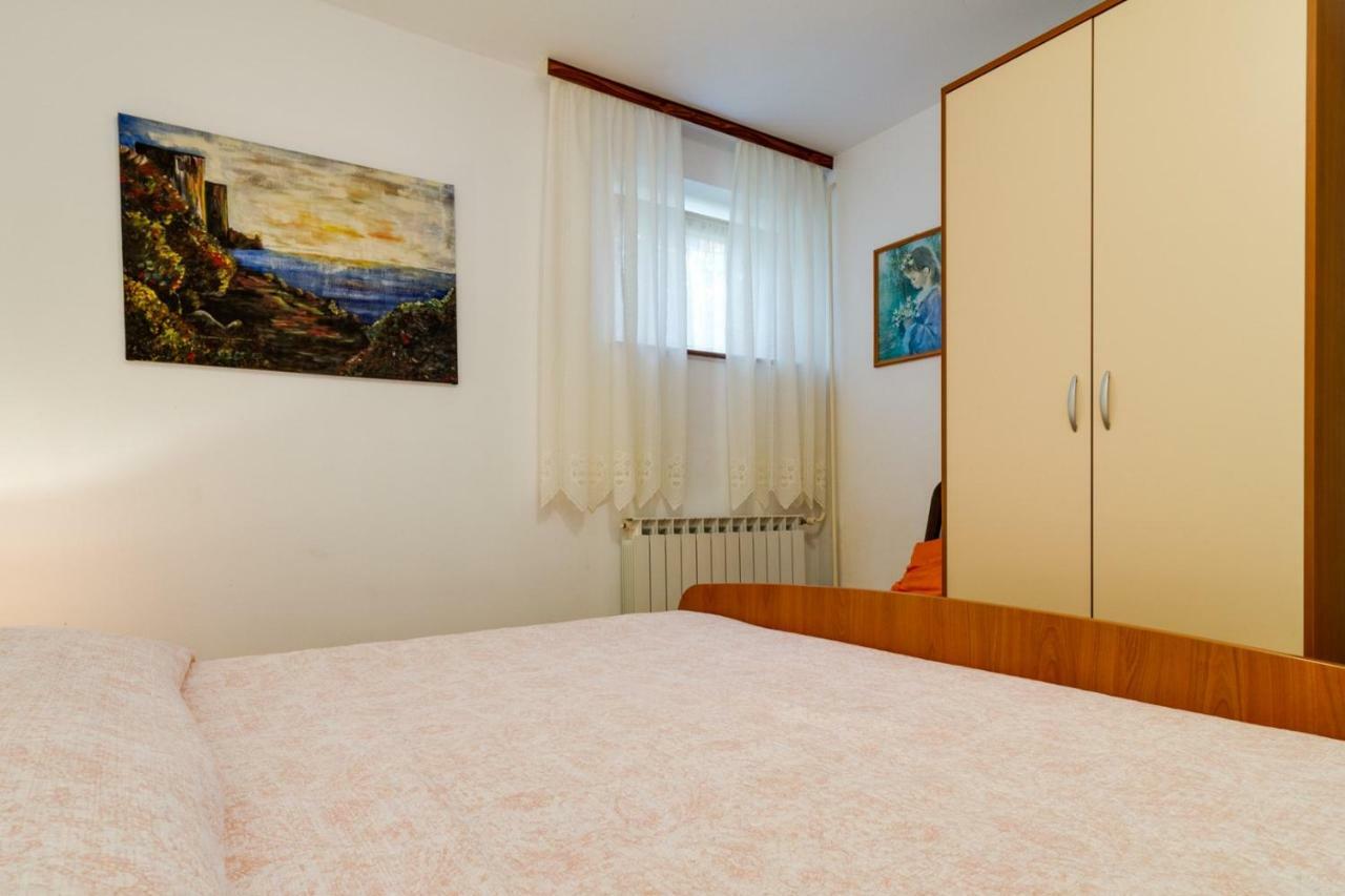 Apartments Perka Near Beach Pula Zewnętrze zdjęcie